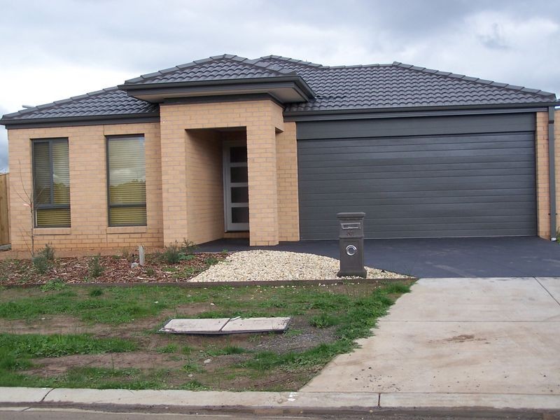 32 Watergum Way, Wallan VIC 3756