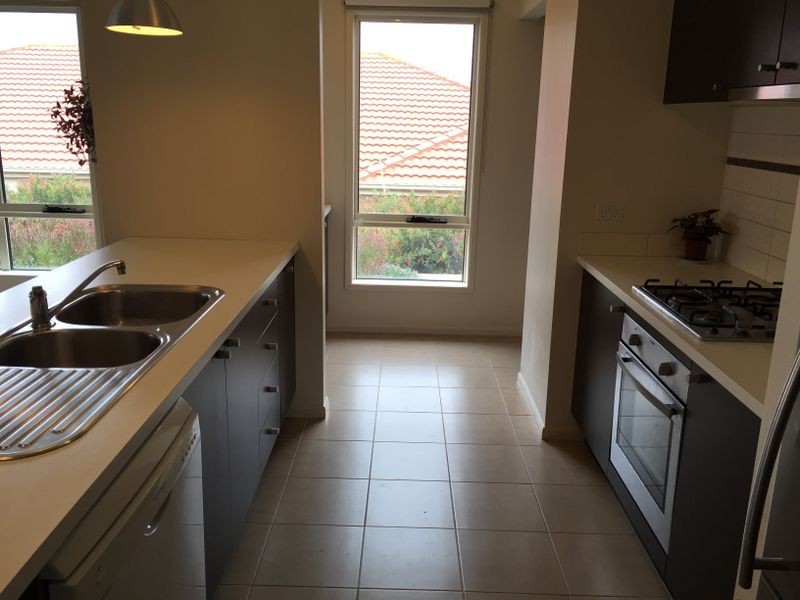 97 Valley Drive, Hidden Valley VIC 3756