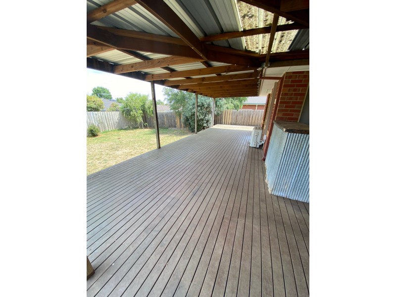14 Osborne Way, Wallan VIC 3756