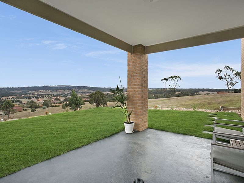 8 Toscana Way, Hidden Valley VIC 3756