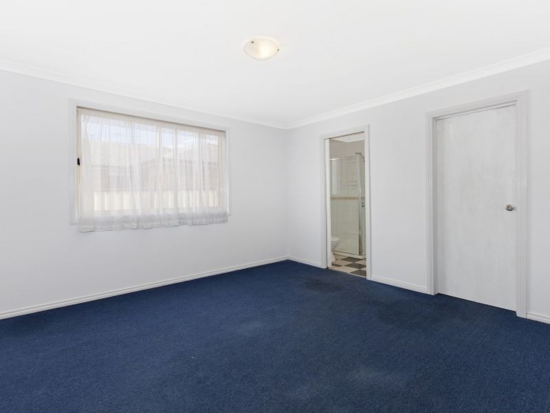 44 Adrian Circuit, Wallan VIC 3756