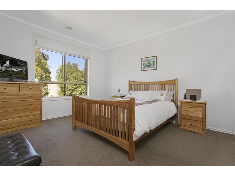 76 Augusta Way, Hidden Valley VIC 3756