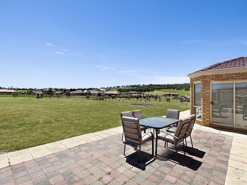 20 Cavallo Crescent, Hidden Valley VIC 3756