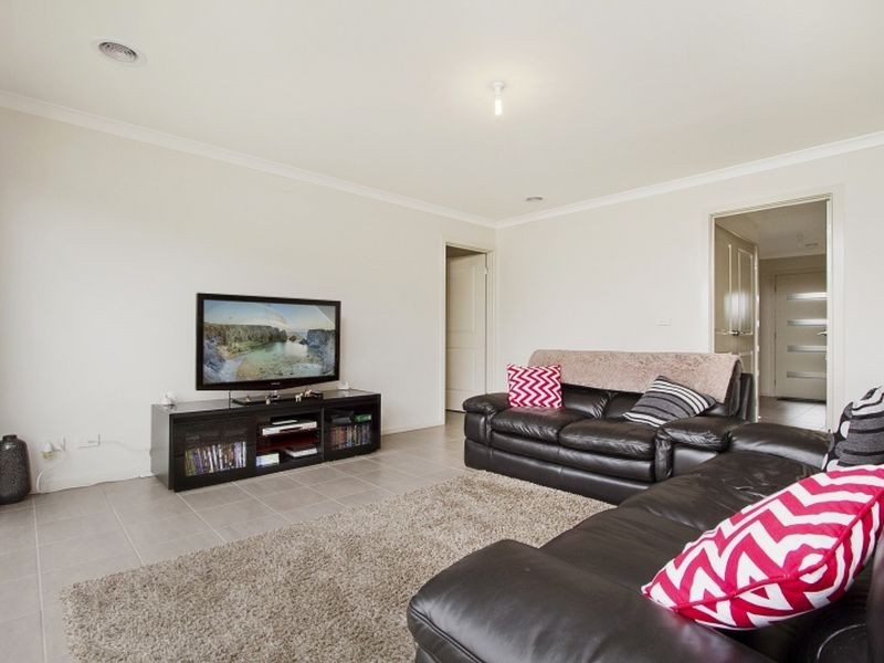 7 Millbrook Terrace, Wallan VIC 3756