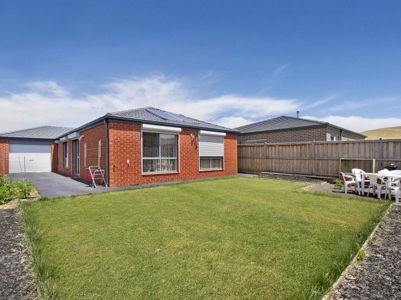 9 Buckland Hill Drive, Wallan VIC 3756