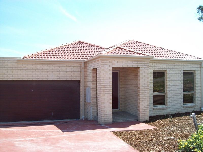 22 Toscana Way, Hidden Valley VIC 3756