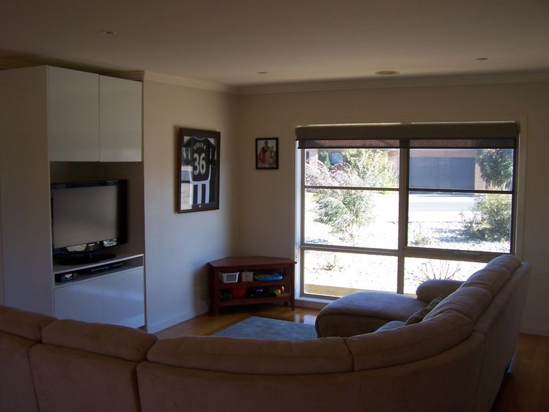 3 The Outlook, Hidden Valley VIC 3756