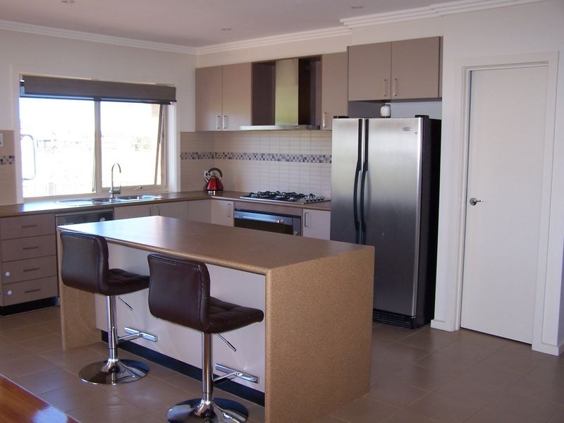 3 The Outlook, Hidden Valley VIC 3756