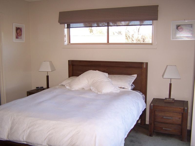 3 The Outlook, Hidden Valley VIC 3756