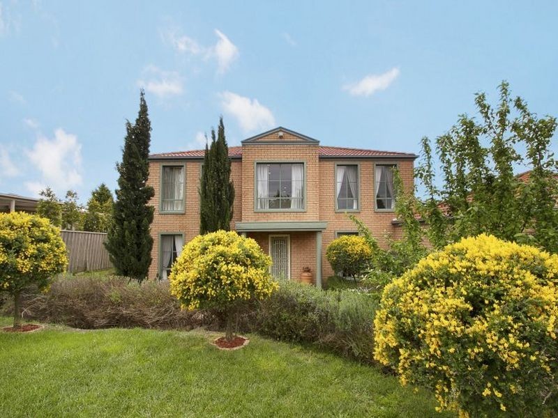 12 Lakeview Close, Hidden Valley VIC 3756