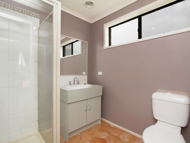 12 Lakeview Close, Hidden Valley VIC 3756