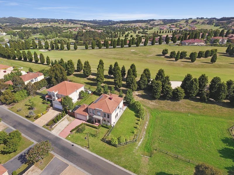 26 Augusta Way, Hidden Valley VIC 3756