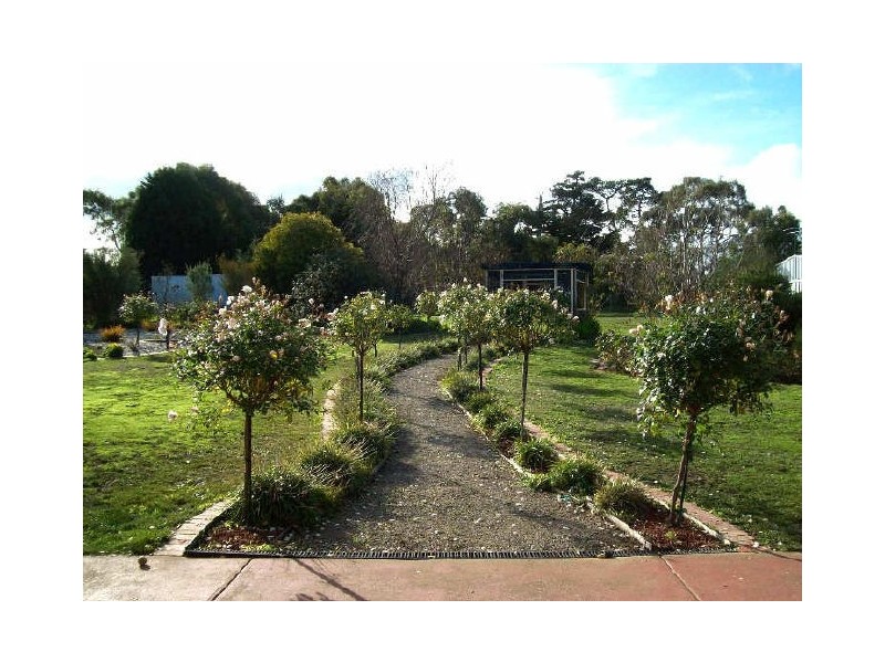 24 Darraweit Road, Wallan VIC 3756