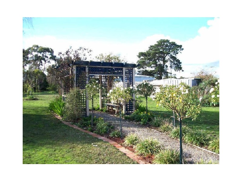 24 Darraweit Road, Wallan VIC 3756
