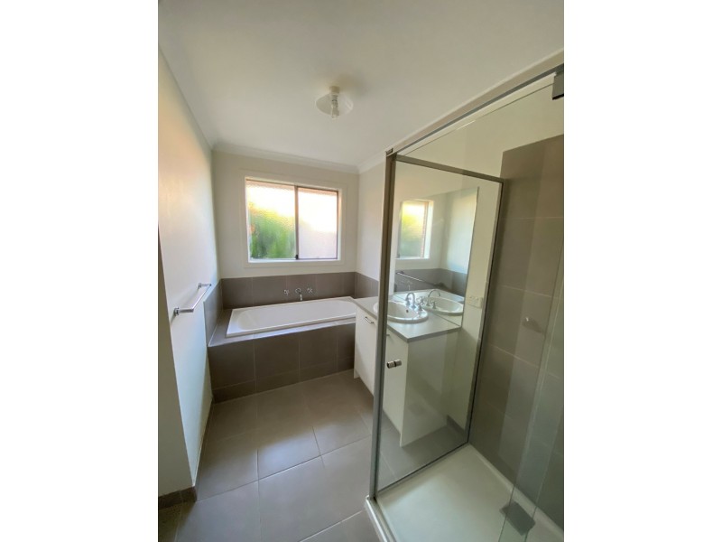 23 Dampiera Avenue, Wallan VIC 3756