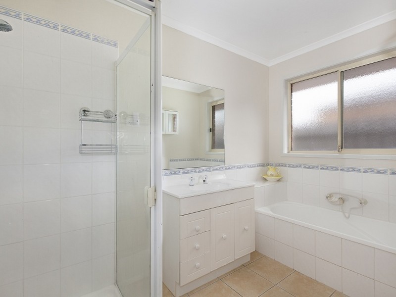 2 Wyatt Way, Wallan VIC 3756