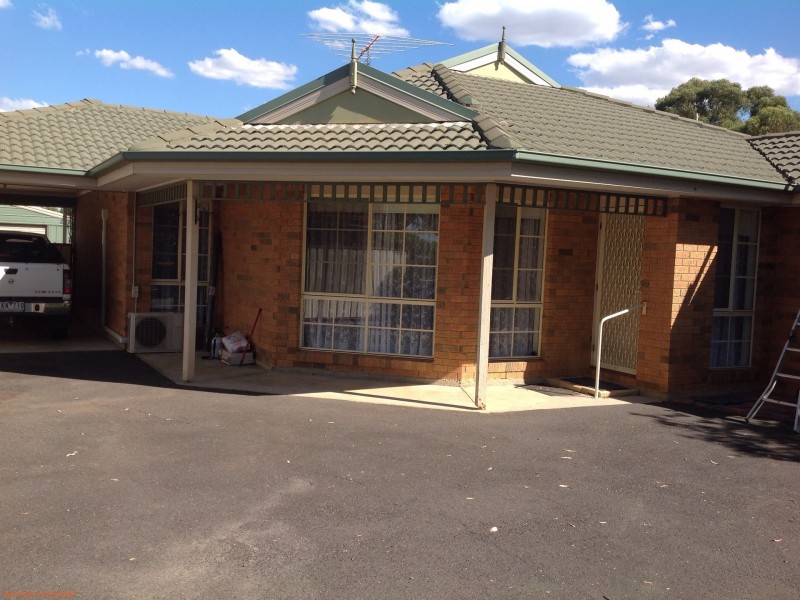 8 Govett Street, Broadford VIC 3658