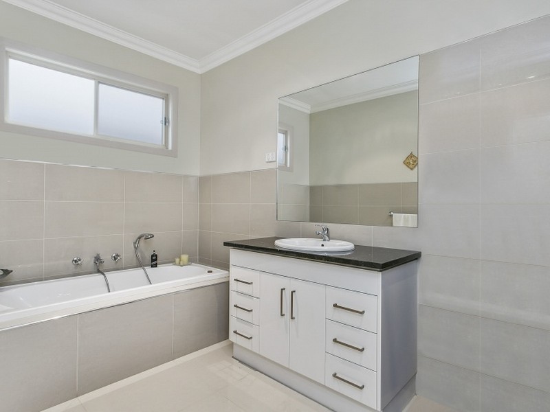 34 Rankin Boulevard, Wallan VIC 3756