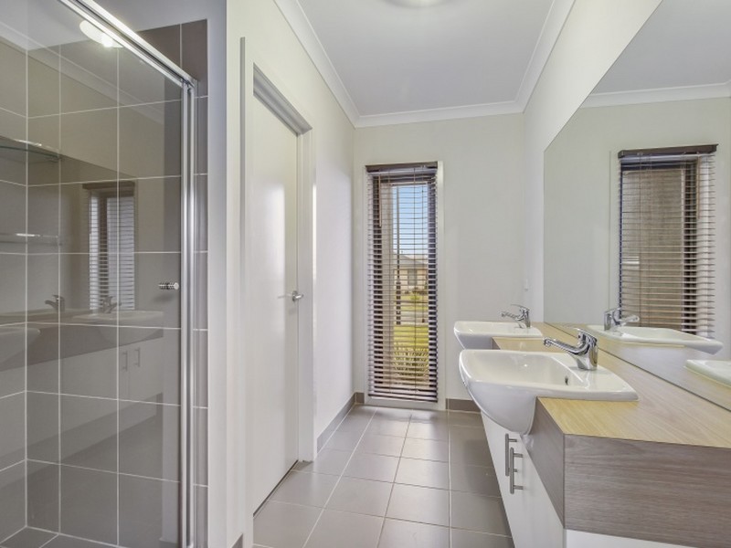 63 Pretty Sally Drive, Wallan VIC 3756