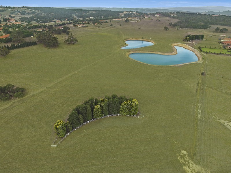 1A Cavallo Crescent, Hidden Valley VIC 3756