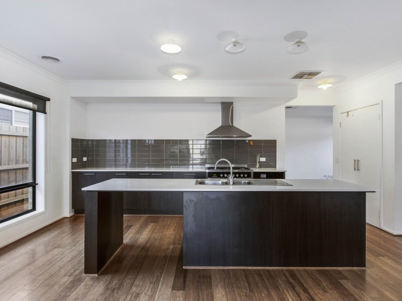 11 Watergum Way, Wallan VIC 3756