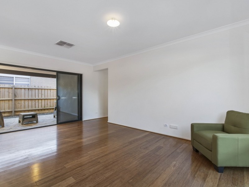 11 Watergum Way, Wallan VIC 3756