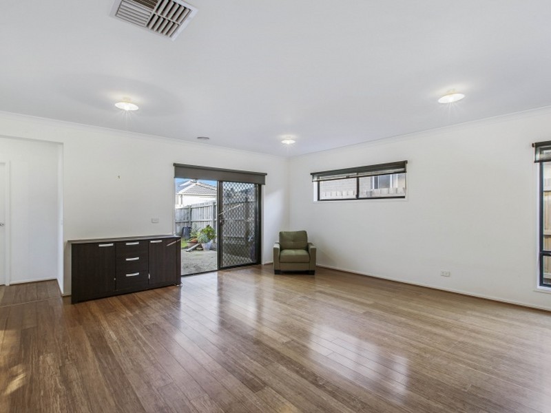 11 Watergum Way, Wallan VIC 3756