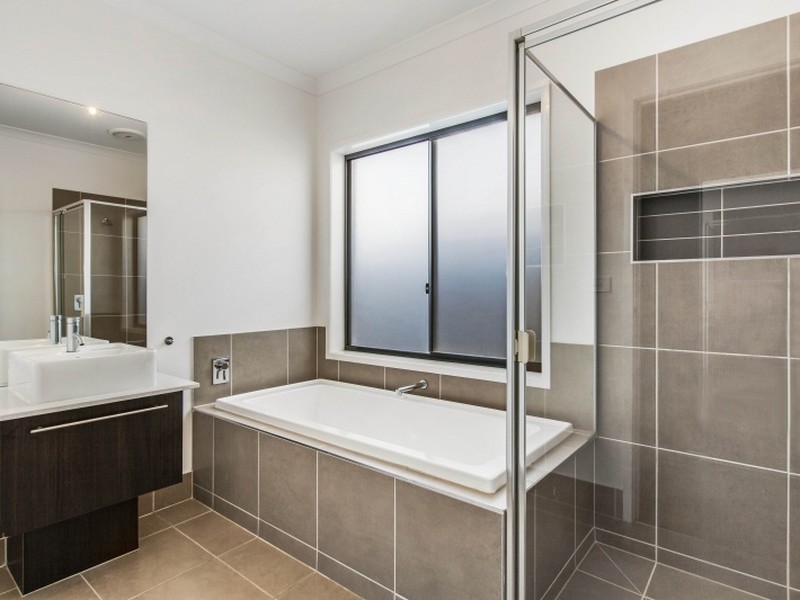 11 Watergum Way, Wallan VIC 3756