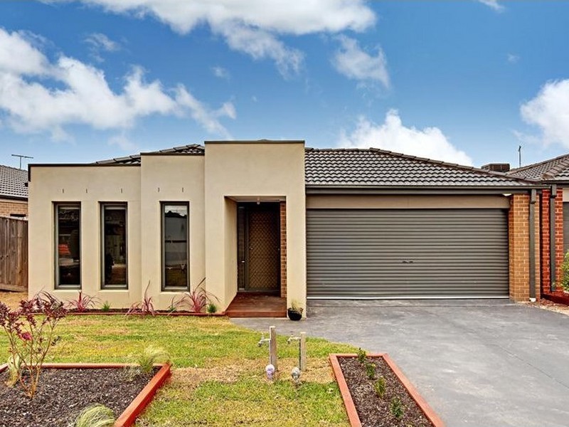 127 Wallara Waters Boulevard, Wallan VIC 3756