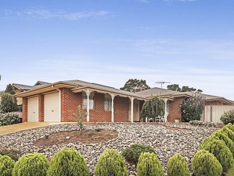 22 Pamela Court, Wallan VIC 3756