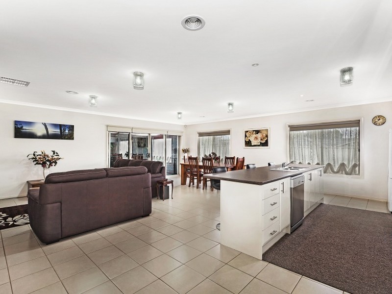 22 Pamela Court, Wallan VIC 3756