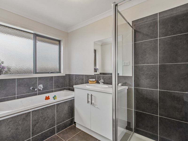 54 Pretty Sally Drive, Wallan VIC 3756