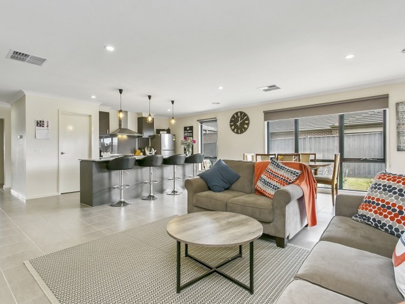 62 Golf Links Drive, Beveridge VIC 3753