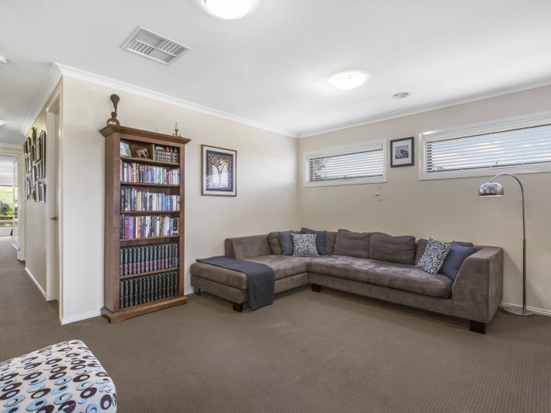 96 Valley Drive, Hidden Valley VIC 3756