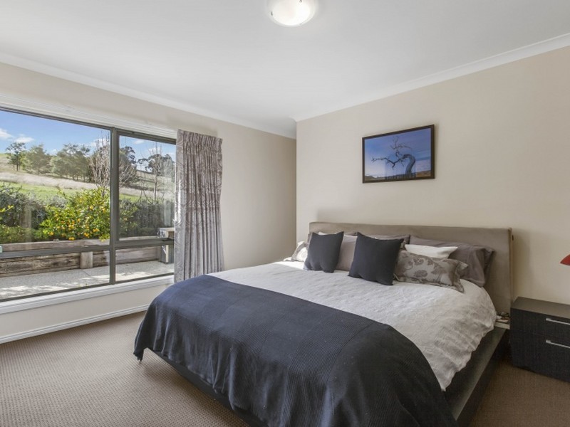 96 Valley Drive, Hidden Valley VIC 3756