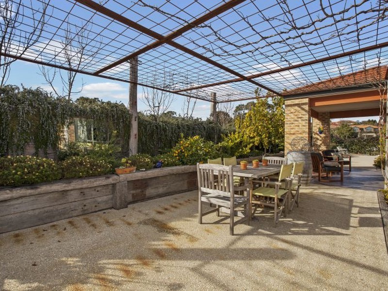 96 Valley Drive, Hidden Valley VIC 3756