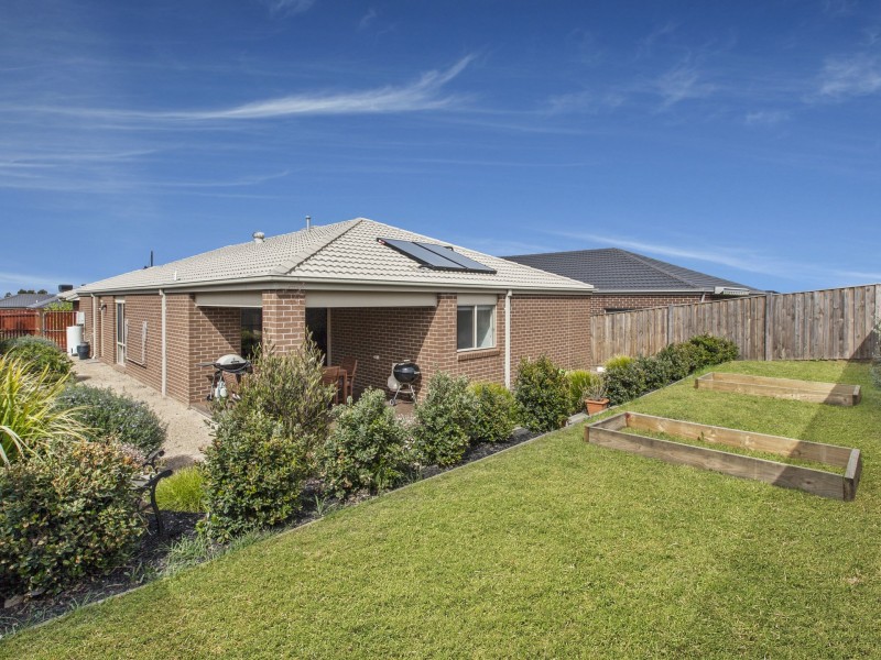 12 Zenith Road, Beveridge VIC 3753