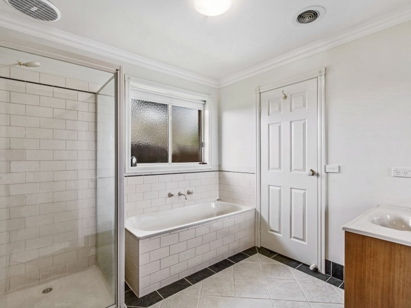 Unit 12/76 Windham Street, Wallan VIC 3756