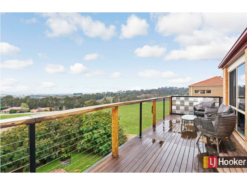 45 Siena Way, Hidden Valley VIC 3756
