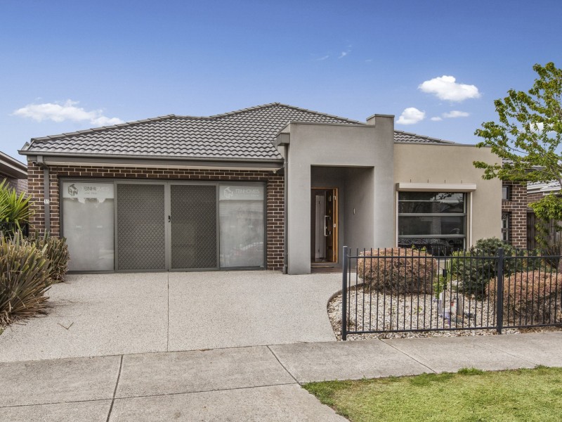 11 Mandalay Circuit, Beveridge VIC 3753