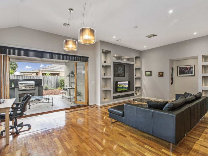 11 Mandalay Circuit, Beveridge VIC 3753