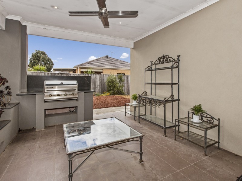 11 Mandalay Circuit, Beveridge VIC 3753