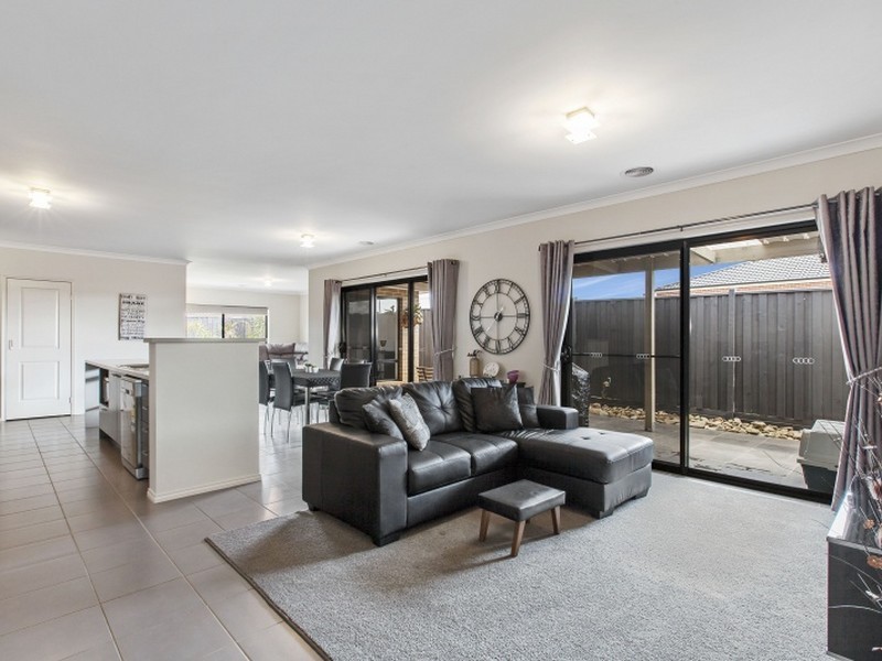 51 Pretty Sally Drive, Wallan VIC 3756