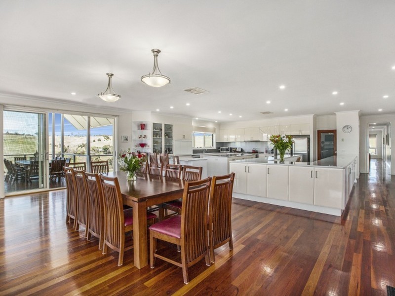 179 Fairfield Lane, Darraweit Guim VIC 3756