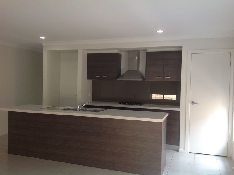 2 Glade Drive, Wallan VIC 3756