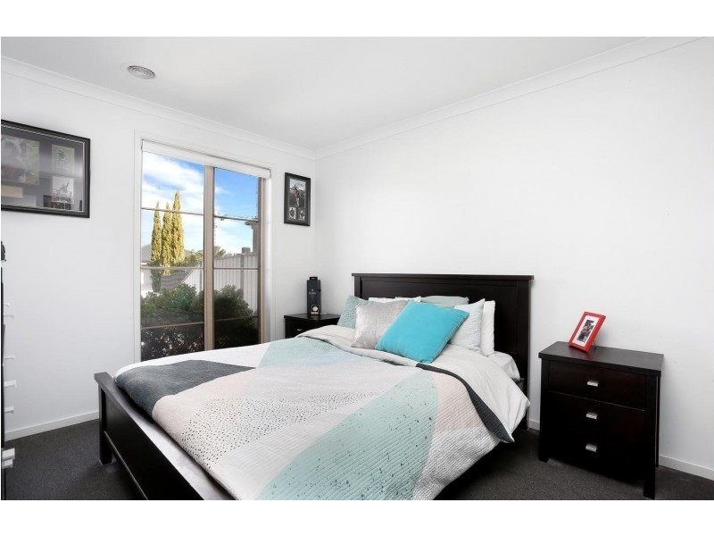 33 Lauricella Drive, Wallan VIC 3756