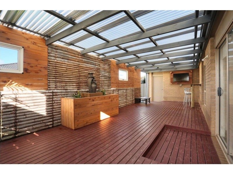 33 Lauricella Drive, Wallan VIC 3756