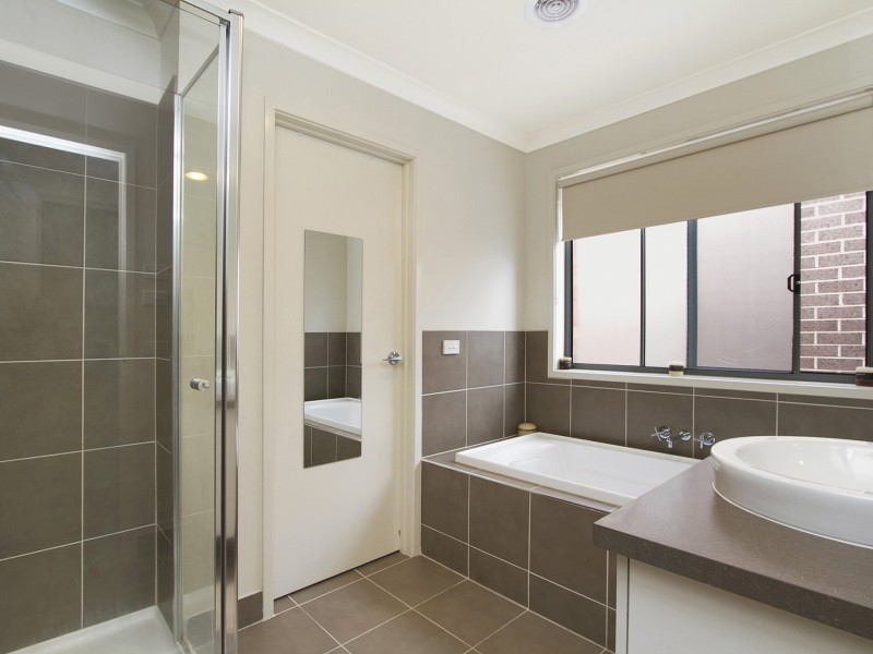 9 Buckland Hill Drive, Wallan VIC 3756