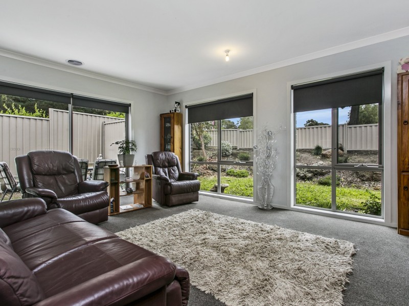 Unit 1/43 Darraweit Road, Wallan VIC 3756