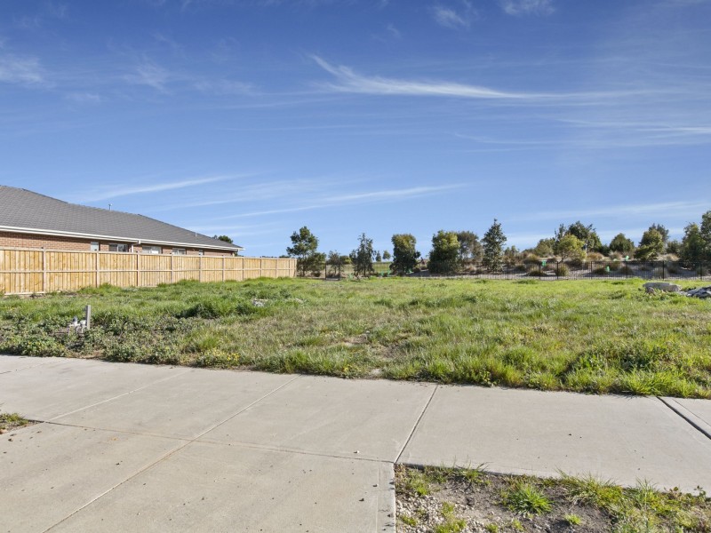 180 Mandalay Circuit, Beveridge VIC 3753